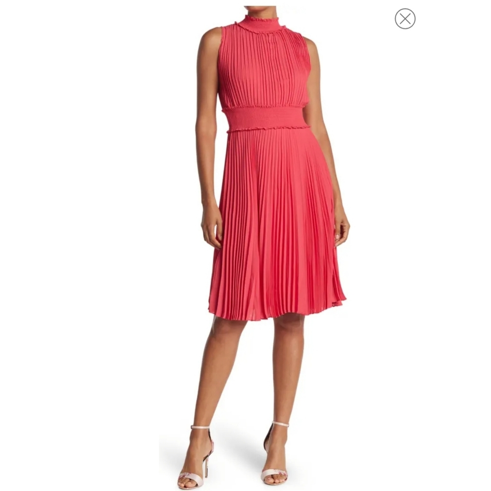 NWT NANETTE LEPORE Pleated Sleeveless Dress